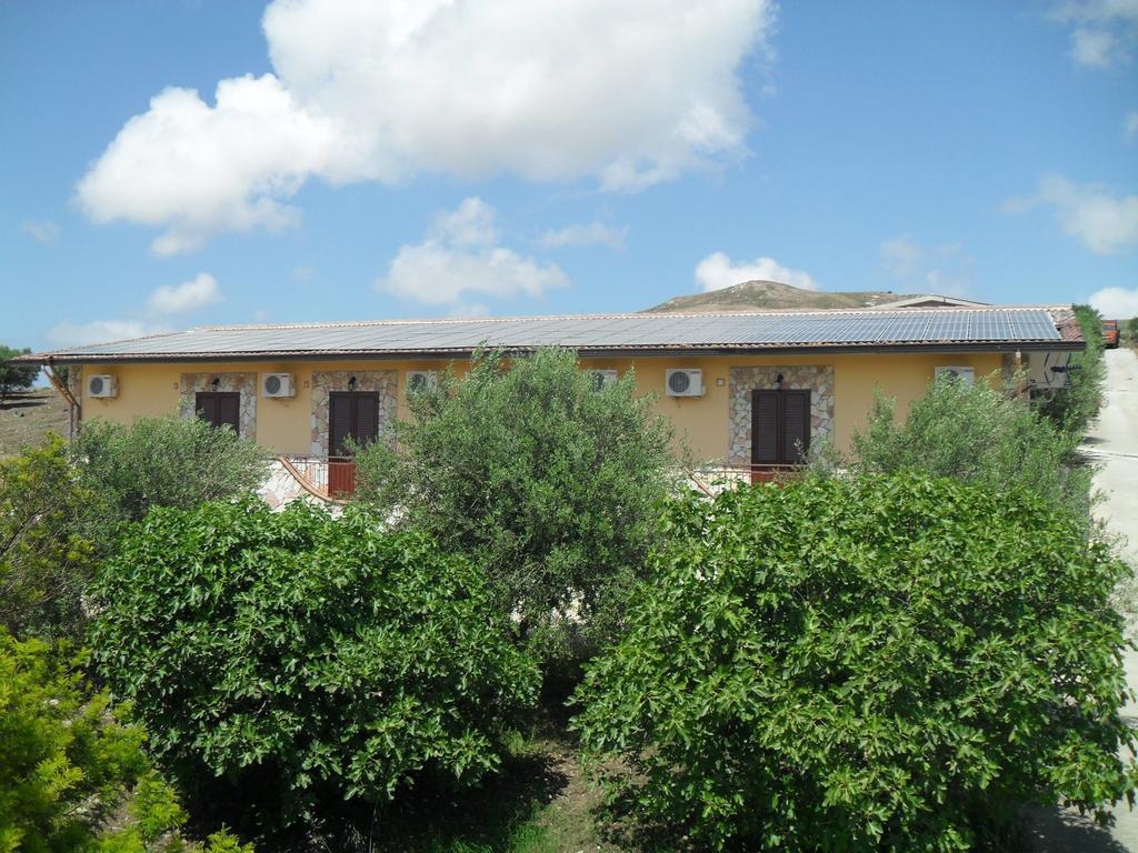 Agriturismo La Targa Buonfornello Exterior photo