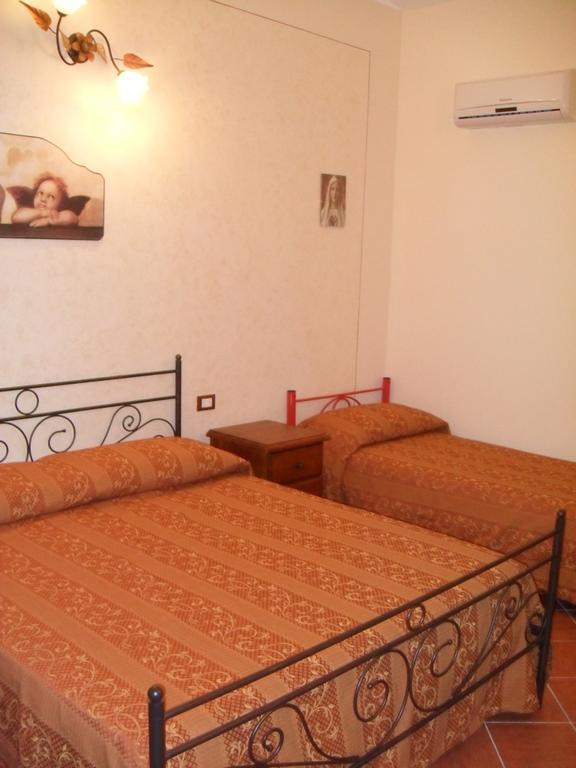 Agriturismo La Targa Buonfornello Room photo